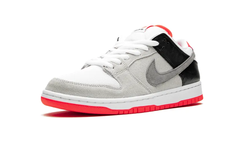 Nike Dunk SB Dunk Low 'Infrared'